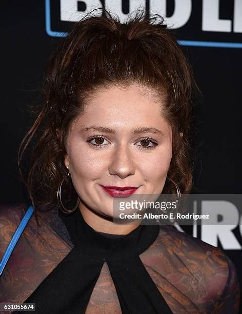 2,779 Emma Kenney Photos & High Res Pictures